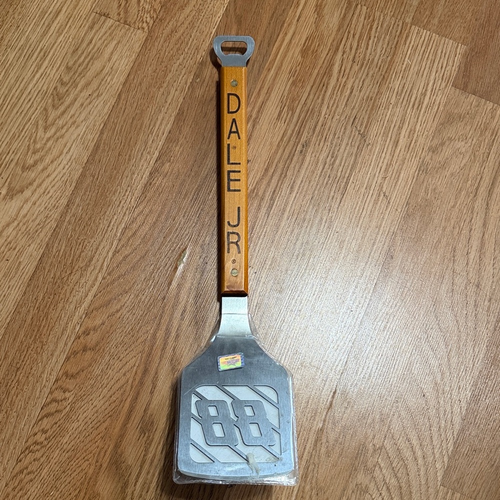 Dale Earnhardt Jr. Spatula